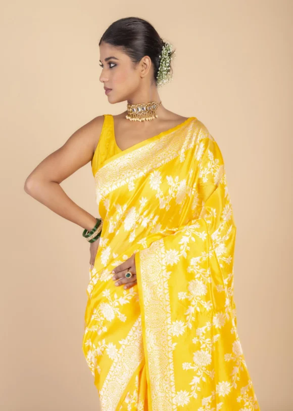 Yellow Silk Saree With Resham Work - Image 2