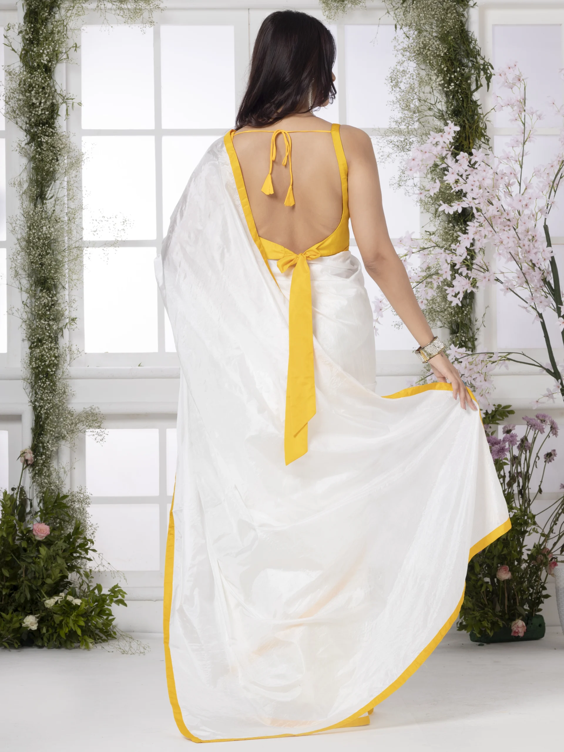 White Silk Saree With Yellow Border - Image 6