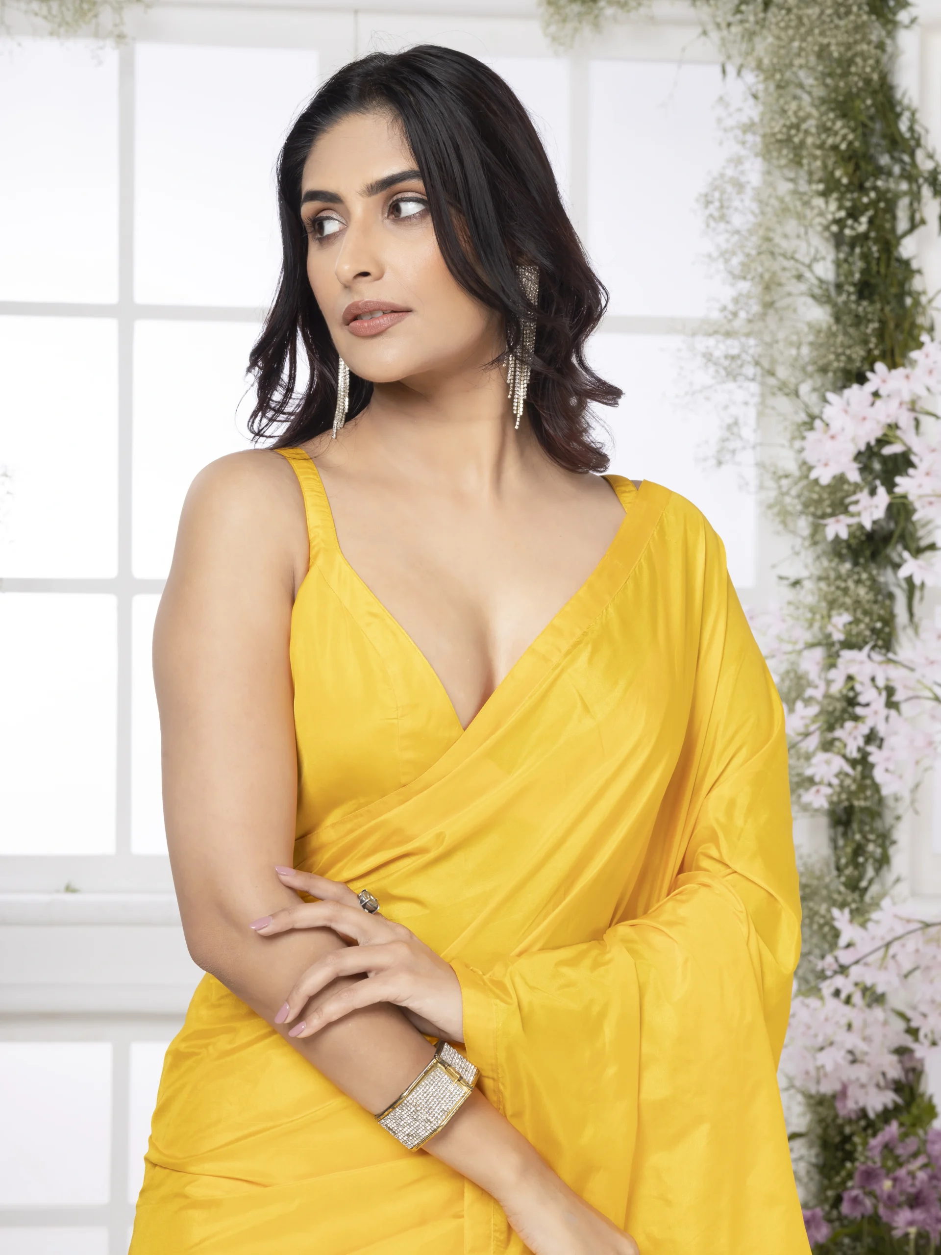 Mango Yellow Silk Saree - Image 5