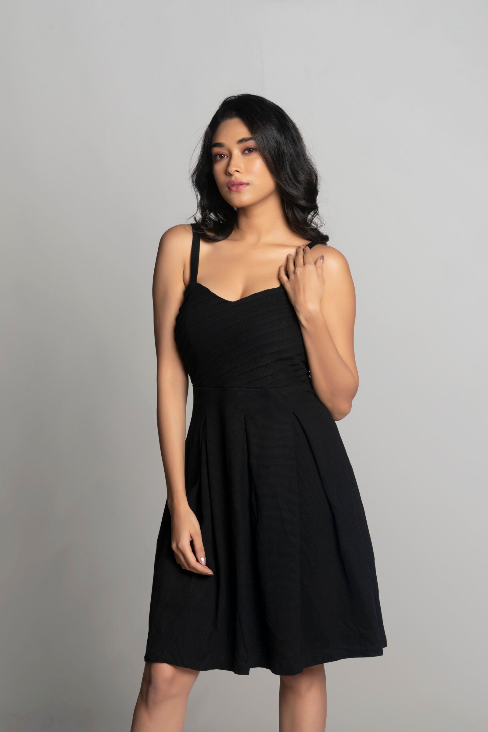 BLACK DOTTED FIT & FLARE DRESS - Image 2