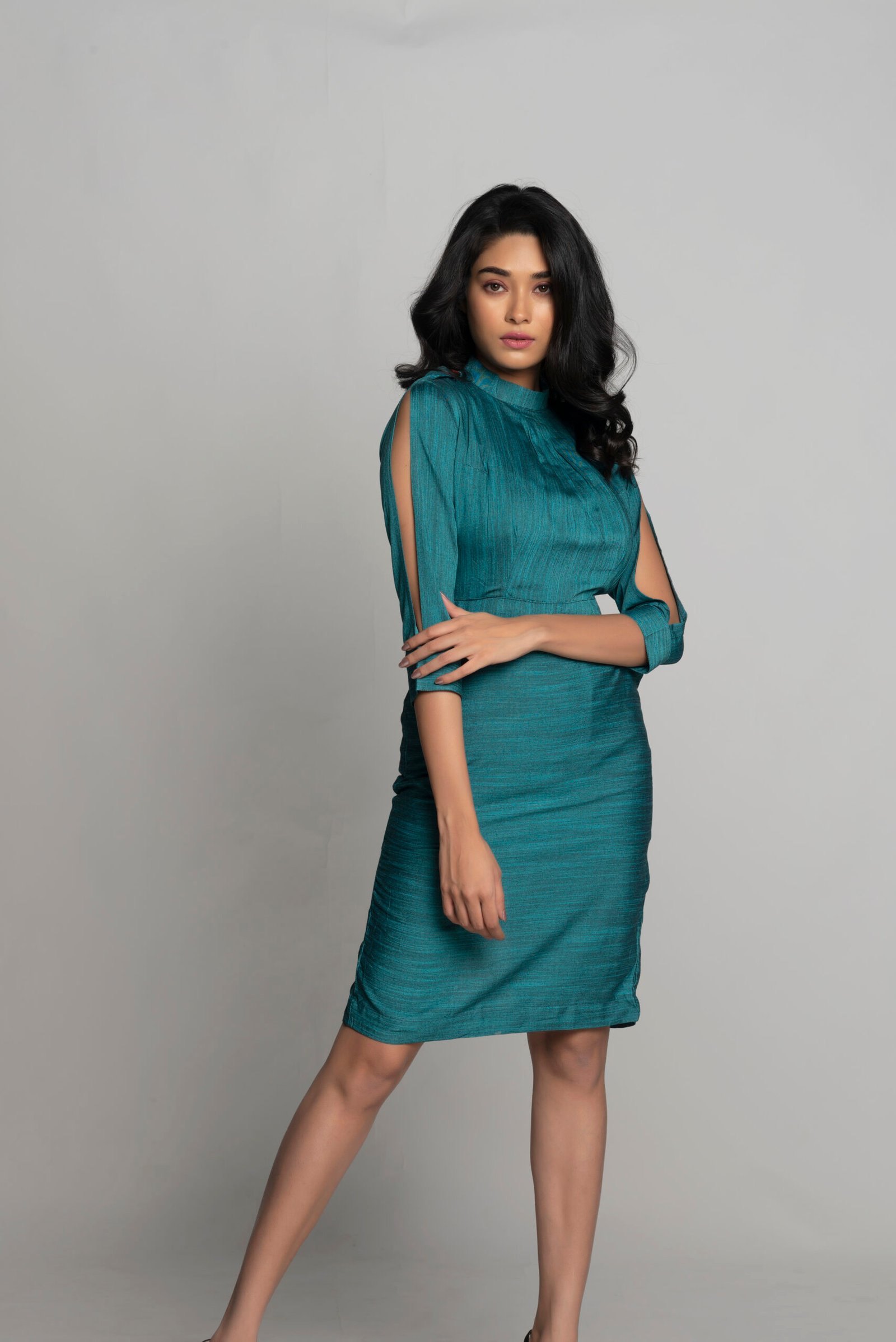 BOTTLE GREEN HIGH NECK DRESS - Image 3