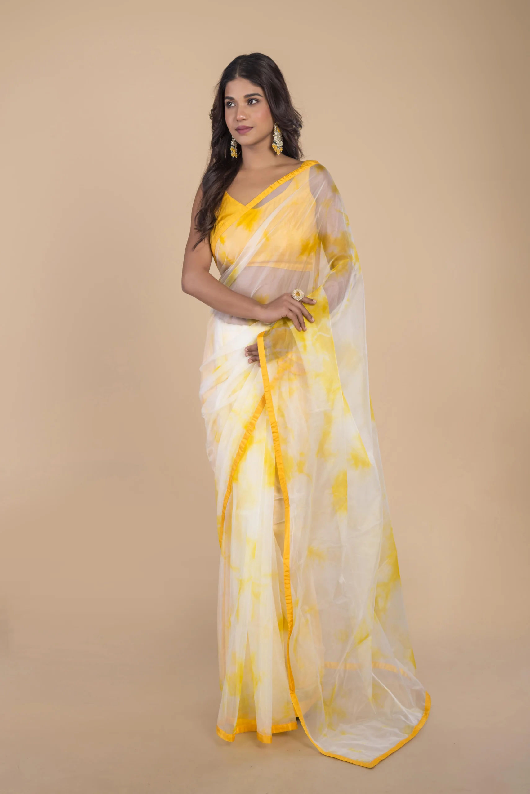 Organza Silk Yellow and Off White Fade Saree - Image 2