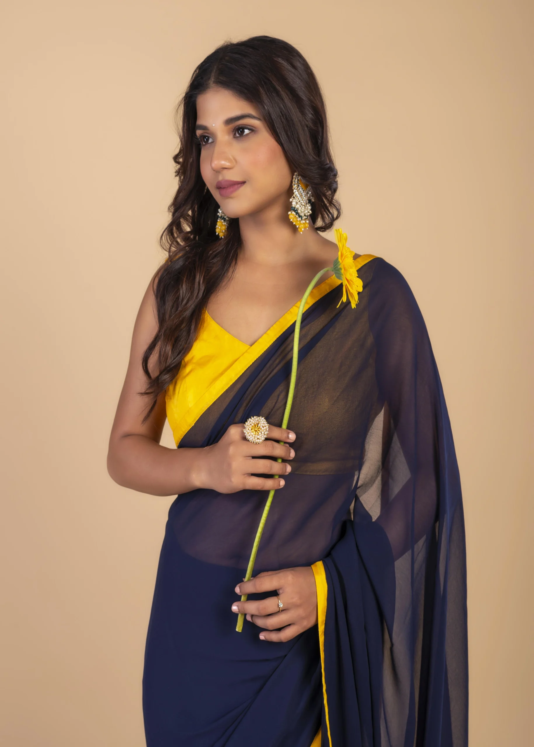 Blue Georgette Saree With Yellow Border - Image 2