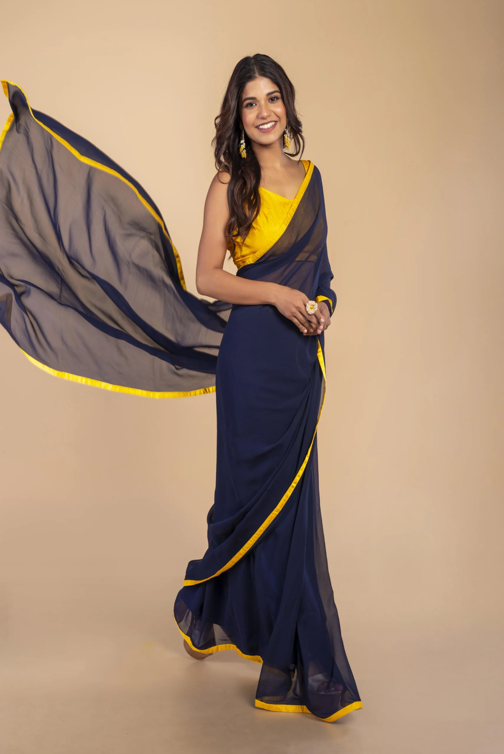 Blue Georgette Saree With Yellow Border - Image 3